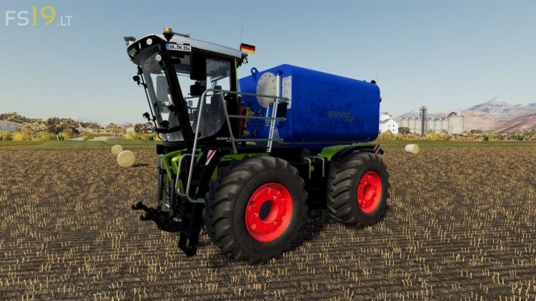 Claas-Xerion-3800-Saddle-Trac-750x422-0.jpg