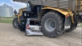 Helper F Is Blocked By An Object (r/farmingsimulator)