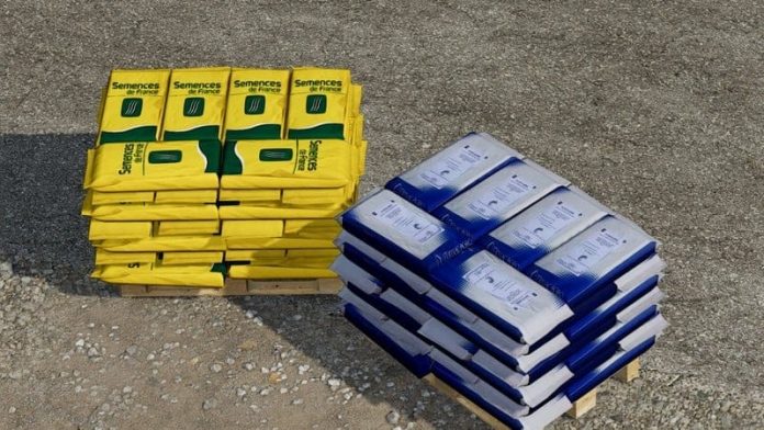FS22-French-Pallets-Seeds-Fertilizers-V1-3-45.jpg